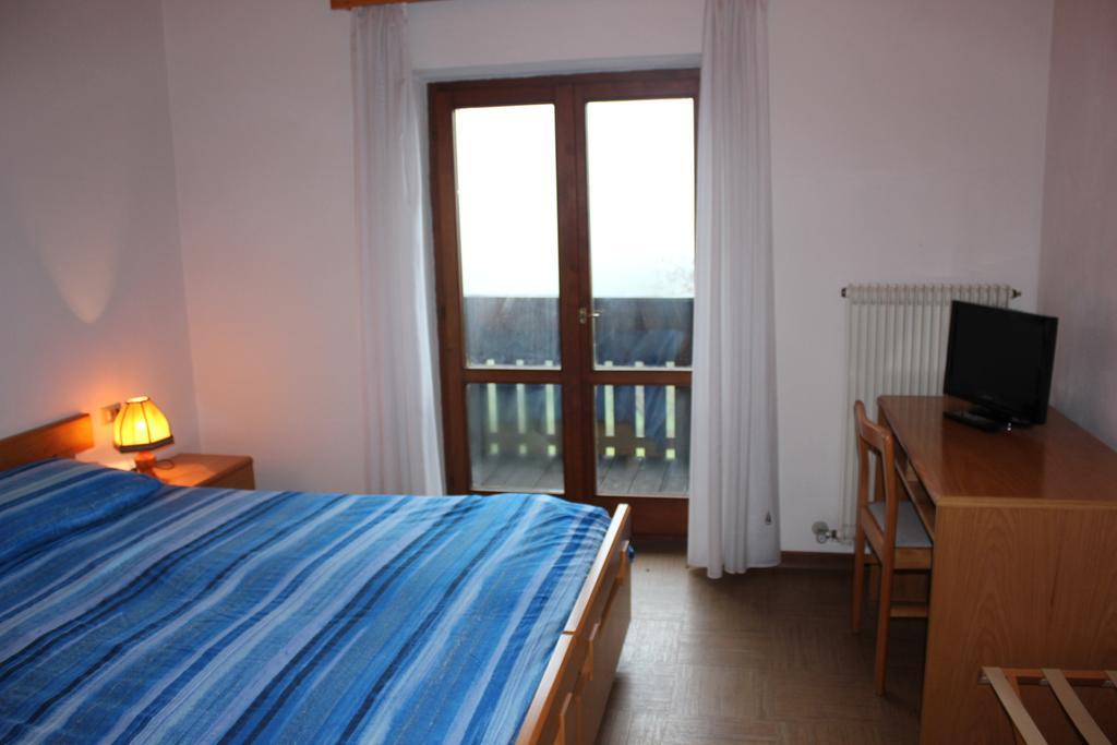 Hotel Mignon Folgaria Rum bild